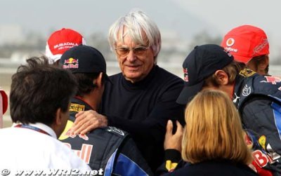 Ecclestone veut que Briatore travaille sur le show
