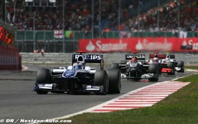 Barrichello committed to Williams for 2011