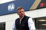 Plaque d'égout : la FIA n'est pas responsable
