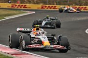 Lawson raconte comment il a 'bloqué' un Verstappen qui 'freine tellement tard'