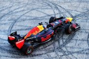 Jos Verstappen va prendre le volant d'une Red Bull