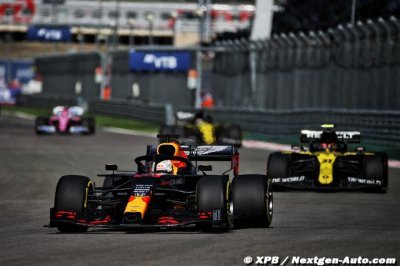 Verstappen est heureux de ’séparer les Mercedes’ en Russie