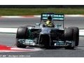 Rosberg beats Hamilton to Spain pole