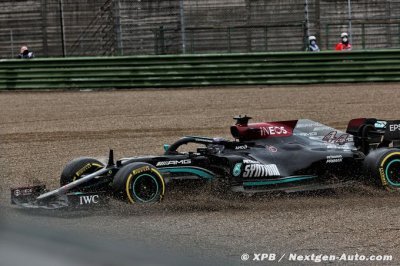 Hamilton making mistakes under pressure - Berger
