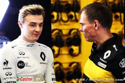 Interview - Artem Markelov à domicile avec la Renault F1