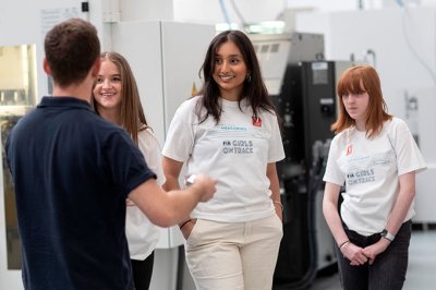 Alpine F1 Team lance son Girls Mentoring Scheme 