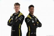 Future 'depends' on Ricciardo duel - Hulkenberg