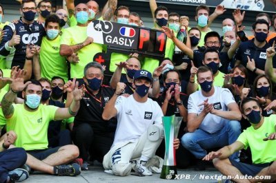 Une stratégie ’fantastique’ et un triomphe pour AlphaTauri et Honda