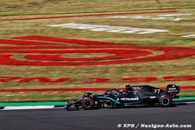 Bottas bat Hamilton pour la pole à Silverstone, Hülkenberg 3e
