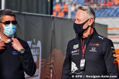 Red Bull souhaite que les messages entre la FIA et les équipes restent diffusés