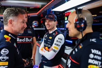 Horner denies considering Ferrari job offer
