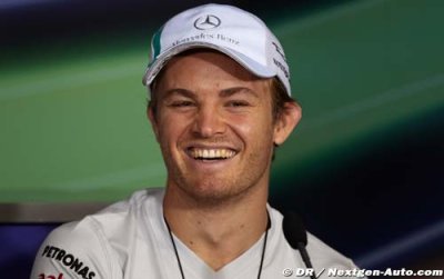 Rosberg admits new contract talks taking place