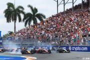 Red Bull assume son pari après le tête-à-queue de Verstappen