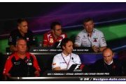 McLaren and Ferrari urge Williams to sign Raikkonen
