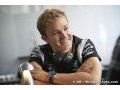 Rosberg defends silent tactic in title charge