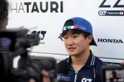 Tsunoda est 'moins inquiet' pour son avenir en F1 que l'an dernier