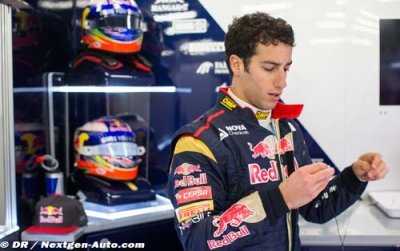 Ricciardo confirms wide hips for 2014 Red Bull
