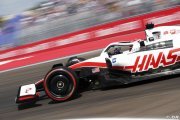 Magnussen relativise le manque d'évolutions sur sa Haas F1 VF-22