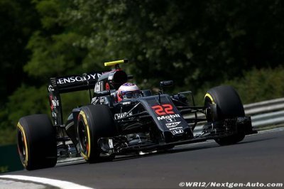 Alonso et Button ravis des performances de la McLaren en Hongrie