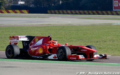 Esteban Ocon en piste à Fiorano pour Ferrari