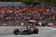 McLaren F1 confirme un retard d'un mois dans ses évolutions