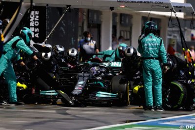 Mercedes&nbsp;: Faire l’undercut sur Ricciardo et Verstappen était primordial