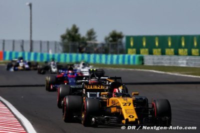 Hulkenberg calls Magnussen ’wannabe Verstappen’