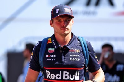 Verstappen plays down Ferrari rumours at Monza