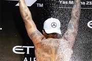 Peu avant le départ, Hamilton tournait une vidéo avec Will Smith