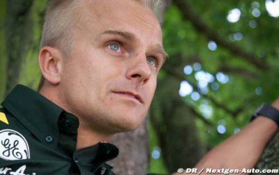 Hamilton hopes Kovalainen gets fast car for 2013