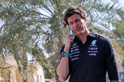 Guerre des moteurs&nbsp;: Mercedes admet être ’fichue’ si la F1 et la FIA s’allient avec les équipes