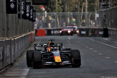 GP d’Azerbaïdjan, EL3&nbsp;: Verstappen se place en tête, Russell et Hamilton suivent de près