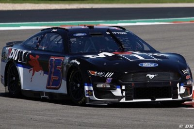 Button a connu une première journée difficile en NASCAR