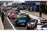 WTCC cars arrive safely to Brazil