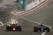 Hamilton : Verstappen, 'la tête de gland', a été stupide encore une fois