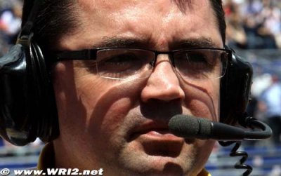 Eric Boullier heureux de voir une progression de la R30