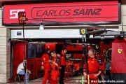 Sainz fuel leak 'probably' due to Qatar kerbs