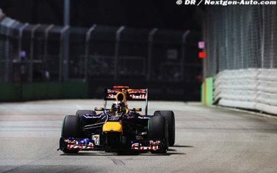 Vettel sets Singapore alight