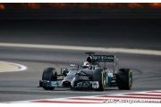 Hamilton remporte son bras de fer avec Rosberg