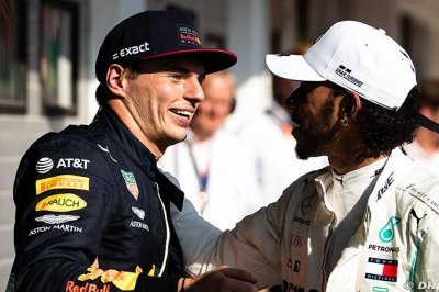 Hamilton exit ’depends on Mercedes’ - Verstappen