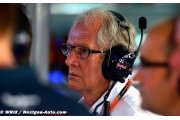 Ricciardo on 'same level' as Vettel - Marko