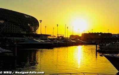 Ecclestone veut éviter de finir la saison 2016 en décembre 