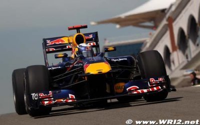 Sebastian Vettel se place avant les qualifications