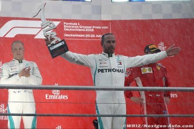 Hamilton portrays himself as Jesus - Villeneuve