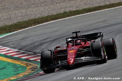 Leclerc on pole for Spanish Grand Prix as Verstappen hits trouble
