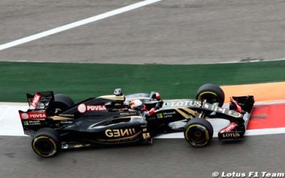 Grosjean se sort sans blessure d’un énorme crash