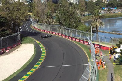 ’Drapeau rouge ! Drapeau rouge !’ : Russell revient sur son angoisse à Melbourne