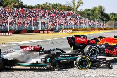 L’accrochage de Hamilton et Verstappen va être discuté par les pilotes