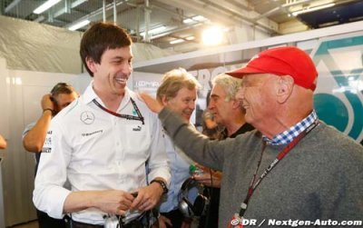 Lauda va mettre la pression sur Wolff et Lowe