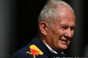 Red Bull strength 'good for Vettel' - Marko